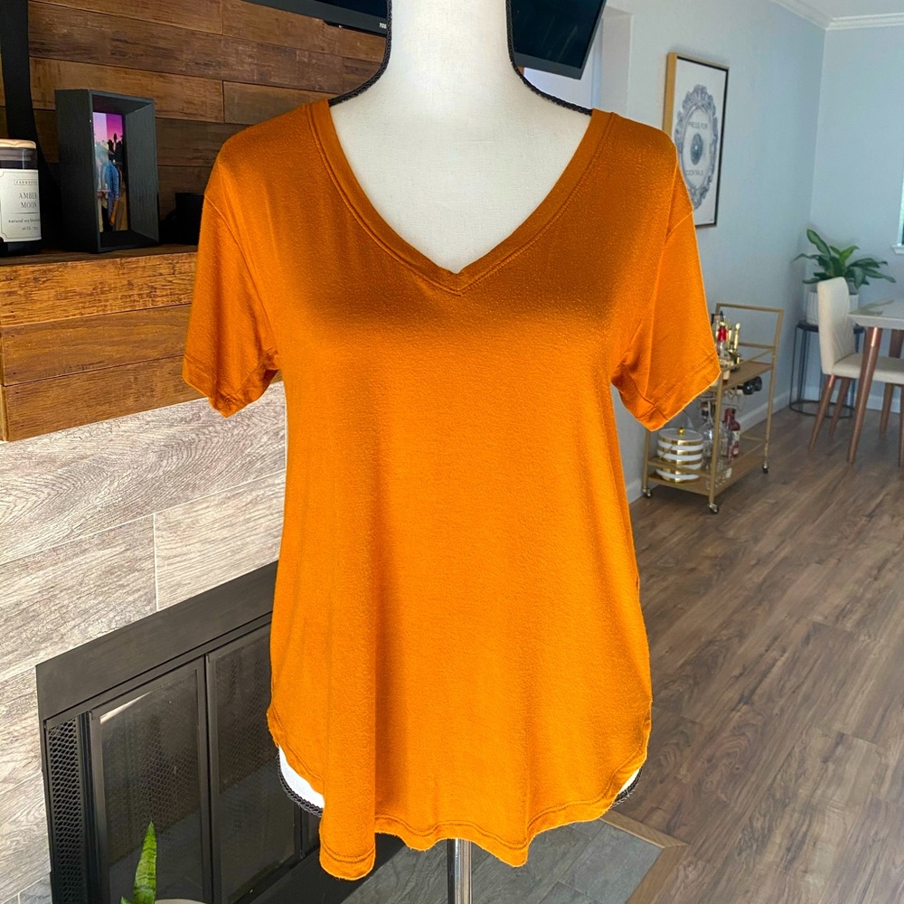 Abercrombie & Fitch Copped V-Neck Tee